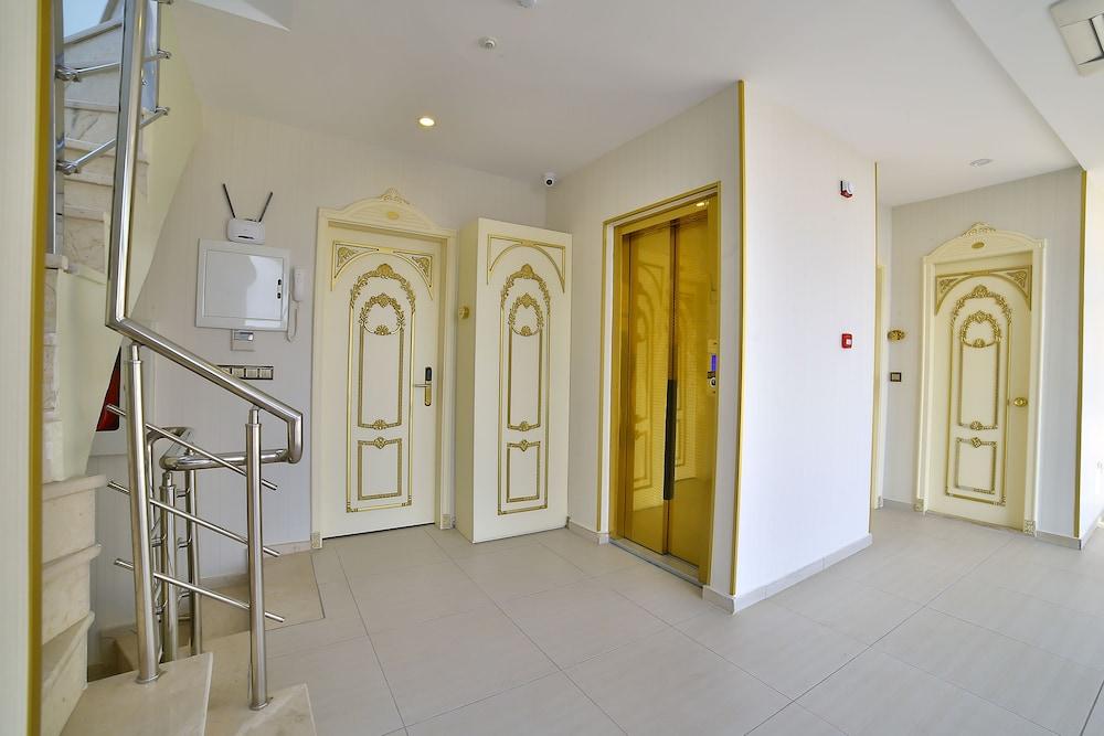Nayla Palace Hotel Istanbul Bagian luar foto