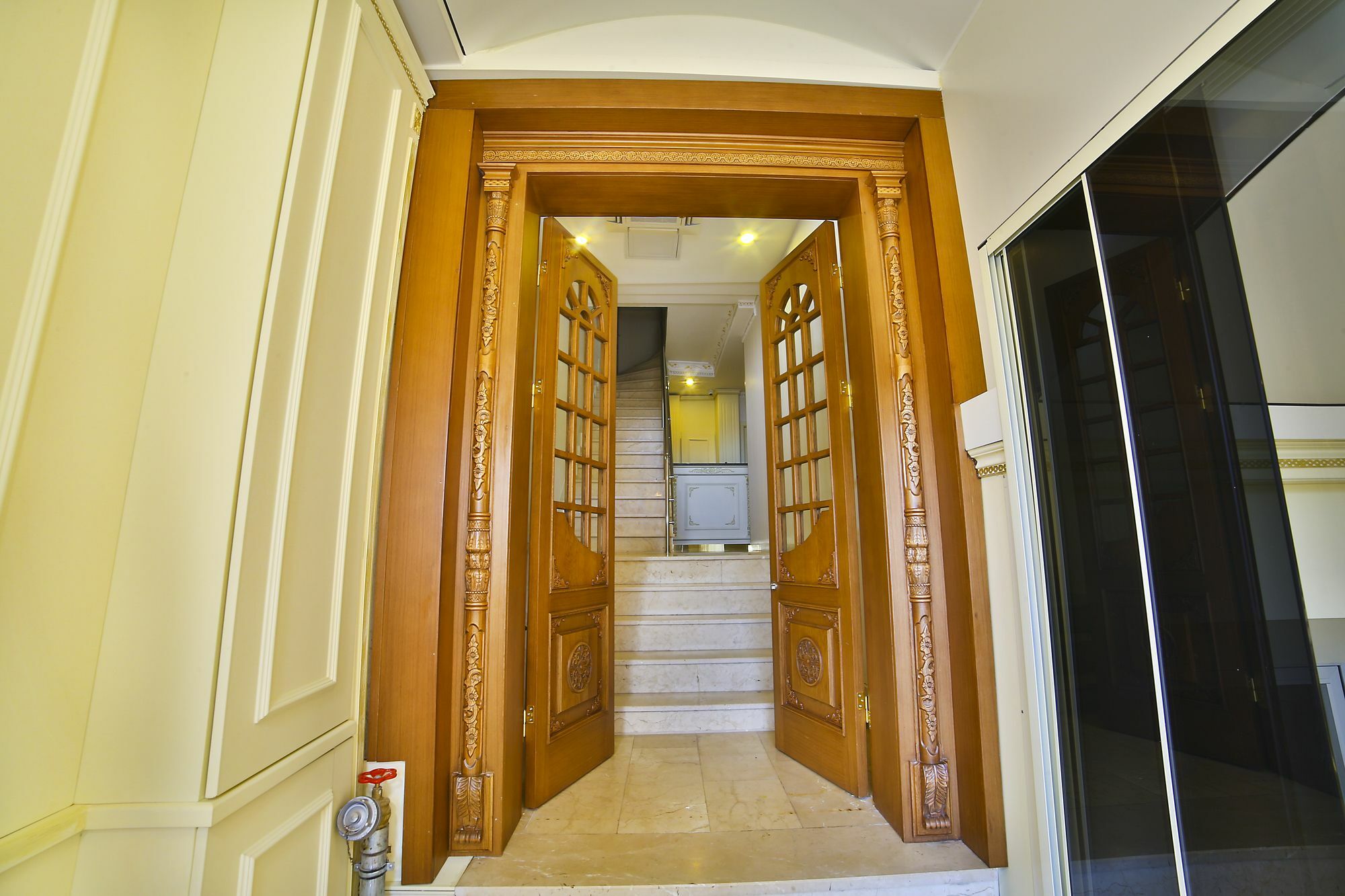 Nayla Palace Hotel Istanbul Bagian luar foto